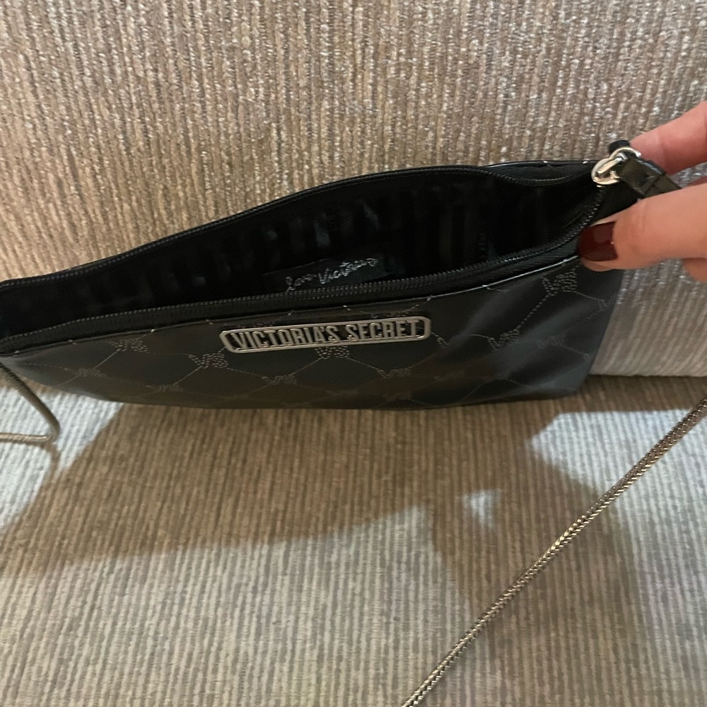 Victoria’s Secret Crossing purse